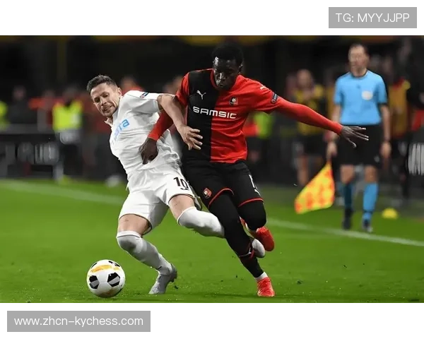 朗斯2-1客胜南特继续领跑，托万攻入关键球